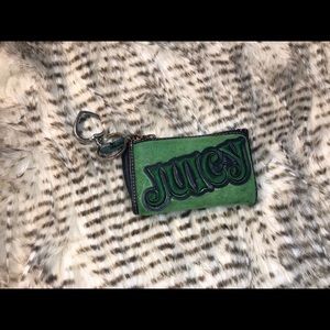 Juicy couture groovy green wallet with heart charm